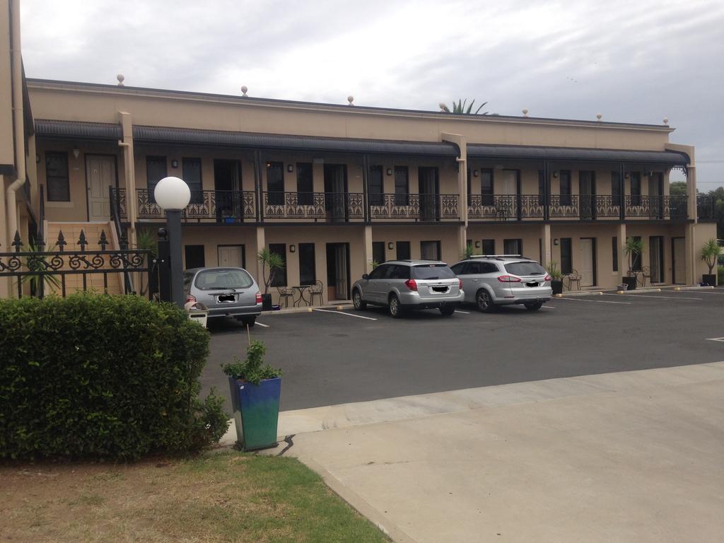 Inverell Terrace Motor Lodge Extérieur photo